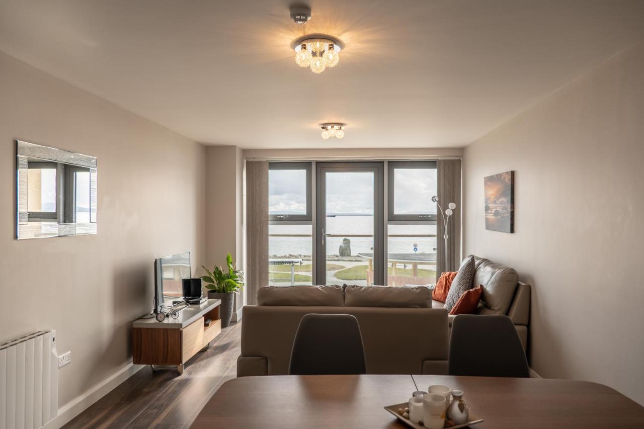 Galway Bay Sea View Apartments Екстер'єр фото